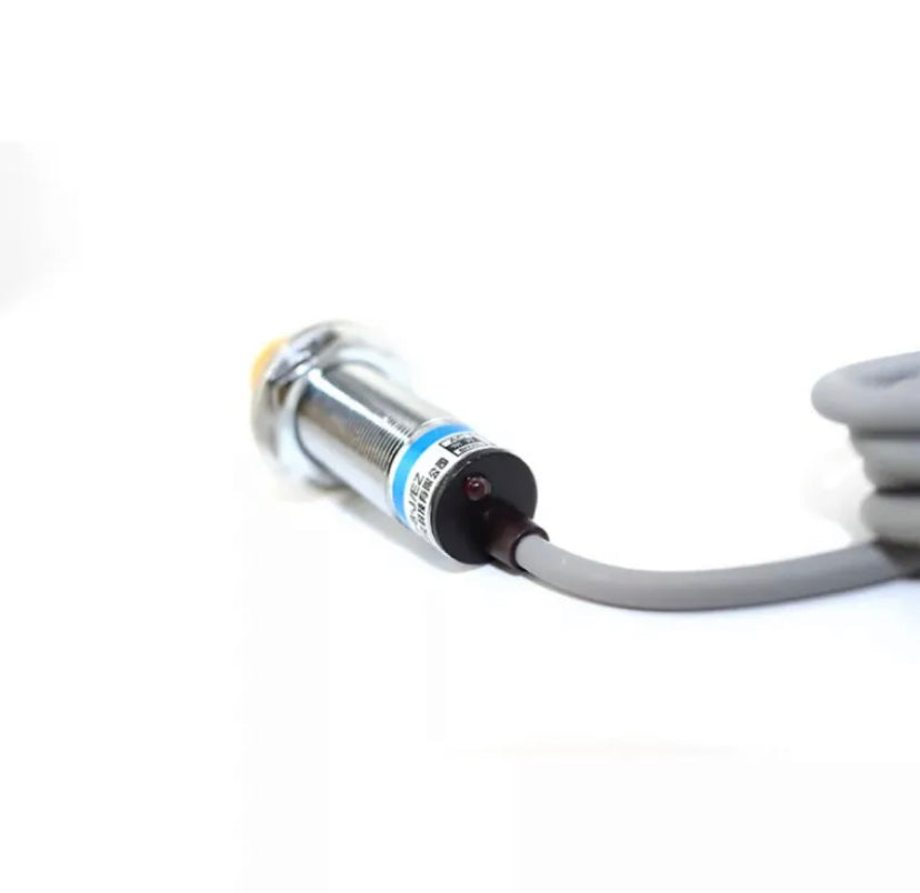 12mm Dia Proximity Sensor Switch Detect Metal Sensor Switches 12V DC 220V AC NPN PNP NO NC 2mm 4mm Detection Distance
