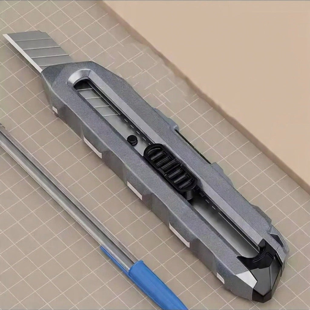Multifunctional Utility Knife with Ruler and Level High Quality Cutting Tool Heavy-Duty All Steel Thickened Wallpaper Knife