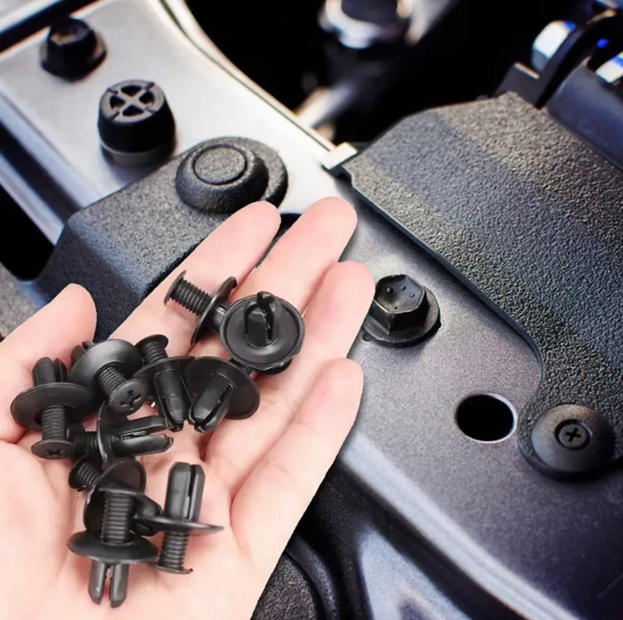 100pcs Car Fastener Clip Set 10 Sizes 10pcs Each Size Door Mudguard Clips Body Bumper Trim Fixing Additions Hood Splash Guard Clips Car Repair Tool Set Suitable for Car Modification And Daily Maintenance