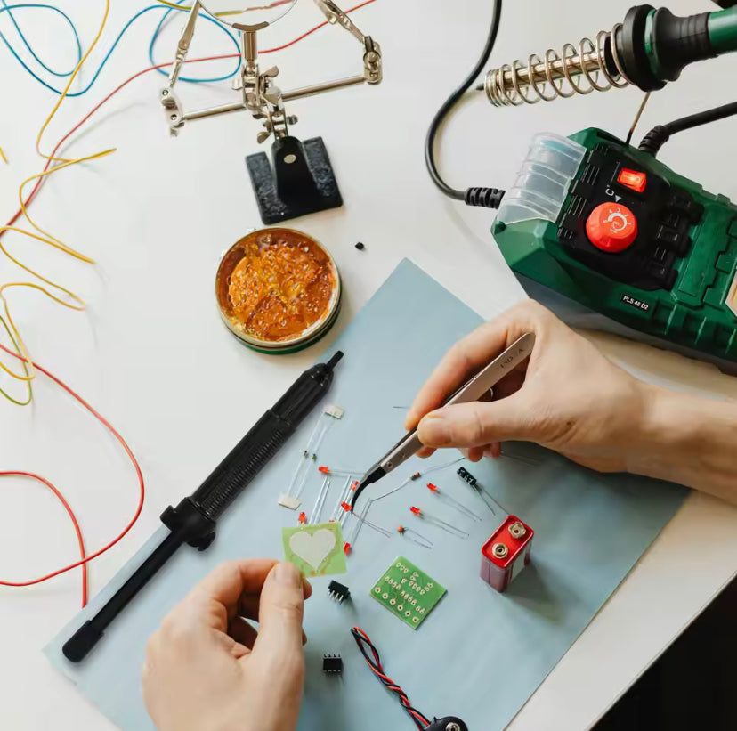 Handheld Large Size Manual Desoldering Pump Lightweight Vacuum Solder Removal Tool Sucker Machine for Precise Pcb Repair and DIY