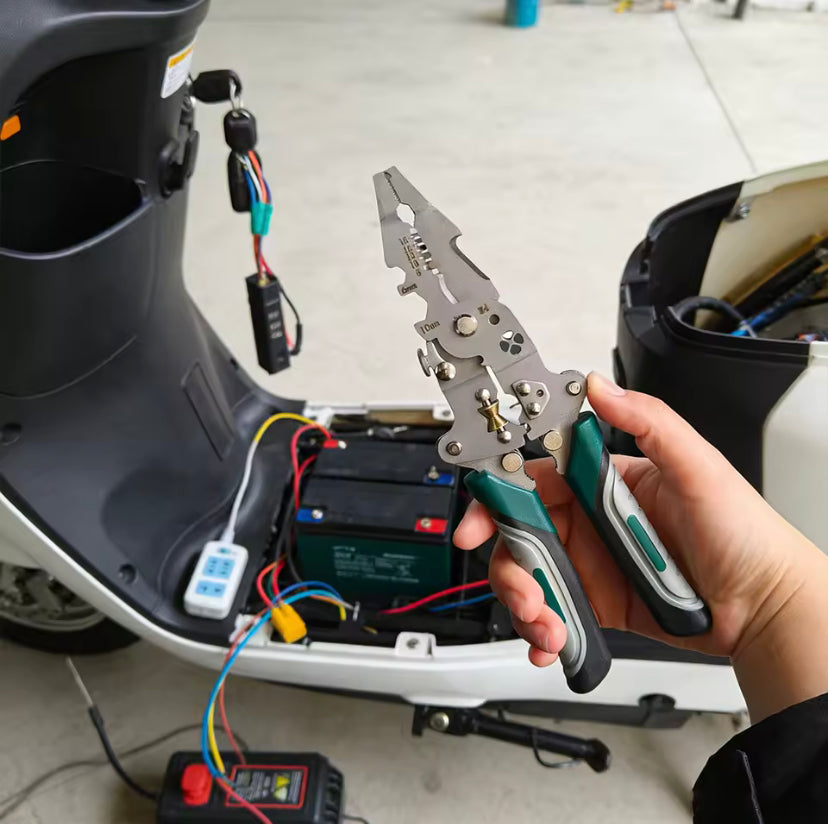 Foldable 18-in-1 Wire Stripping Pliers Crimping Tool - Multifunctional Electrician Pliers, Professional-Grade Electrician Tools | Compact Folding Design for Secure Connections and DIY Projects