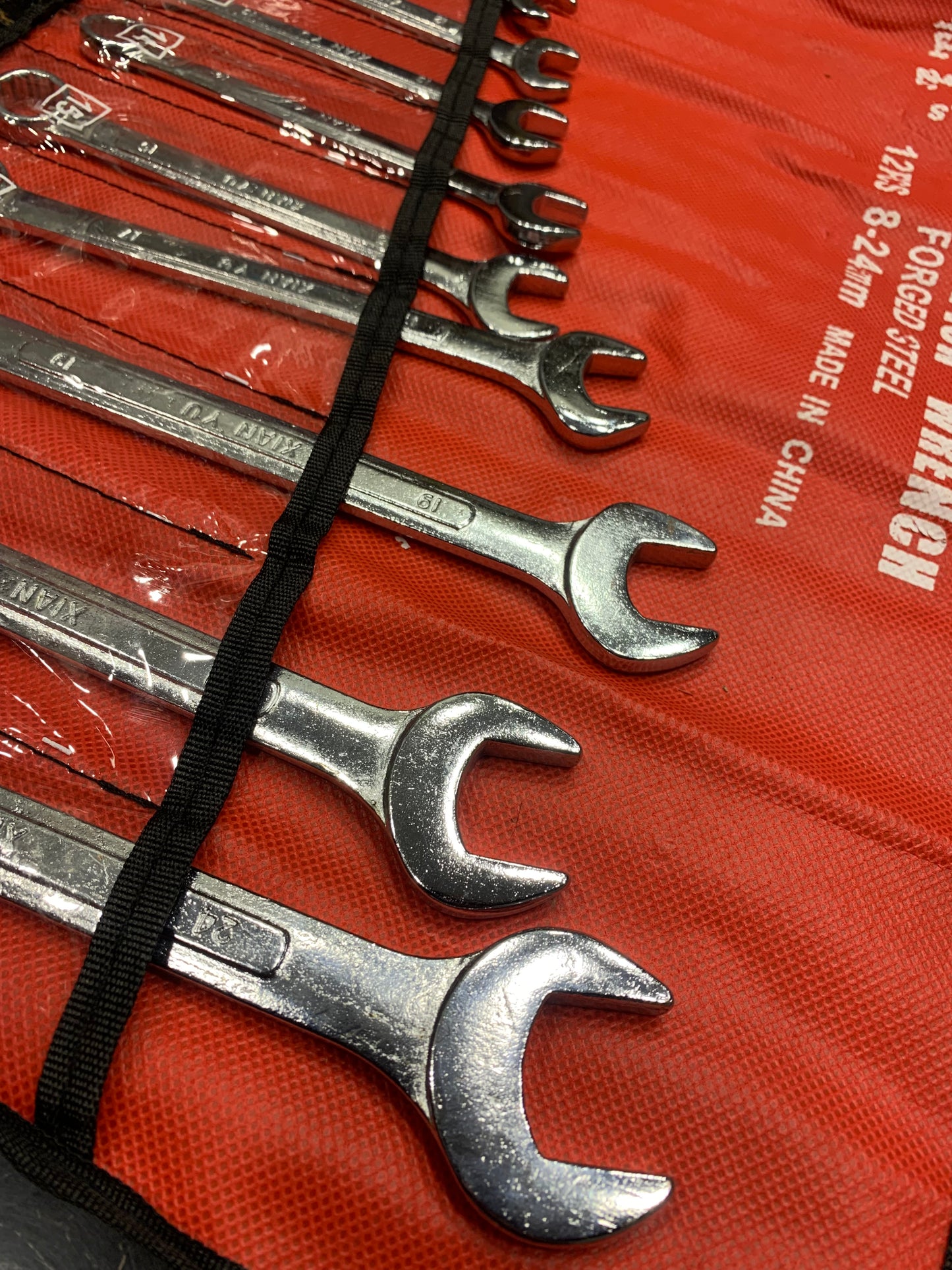 12 PCS Wrench Set with Roll-Up Pouch, 8-24mm,  15° Angled Open & 12-Point Box End Finish for Home & Workshop