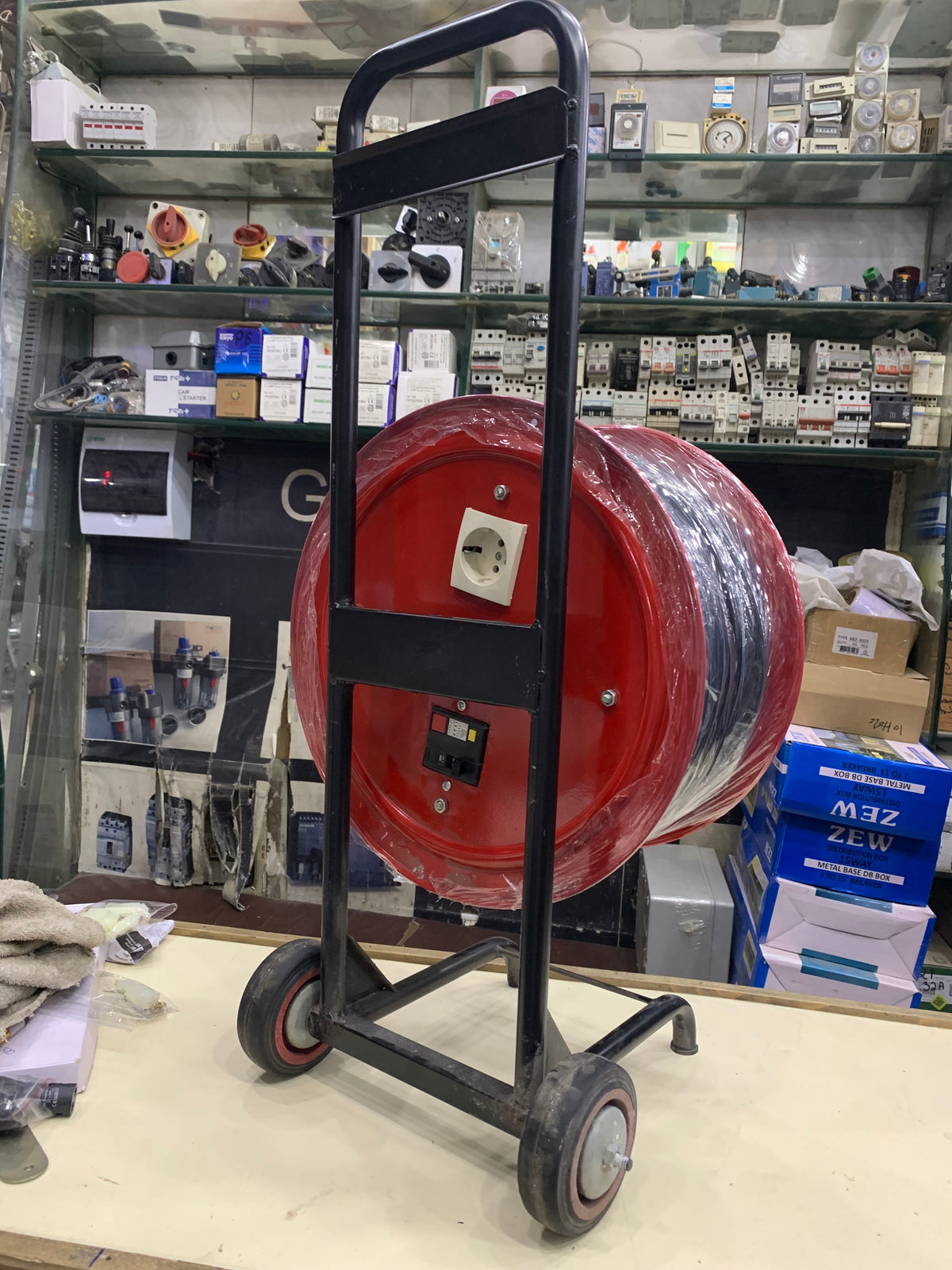 295 Socket Industrial Extension Lead 295 Ft Heavy Duty Cable Reel, 4 Socket Cord ...